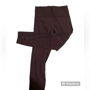 Lululemon Maroon Cheetah leggings cropped